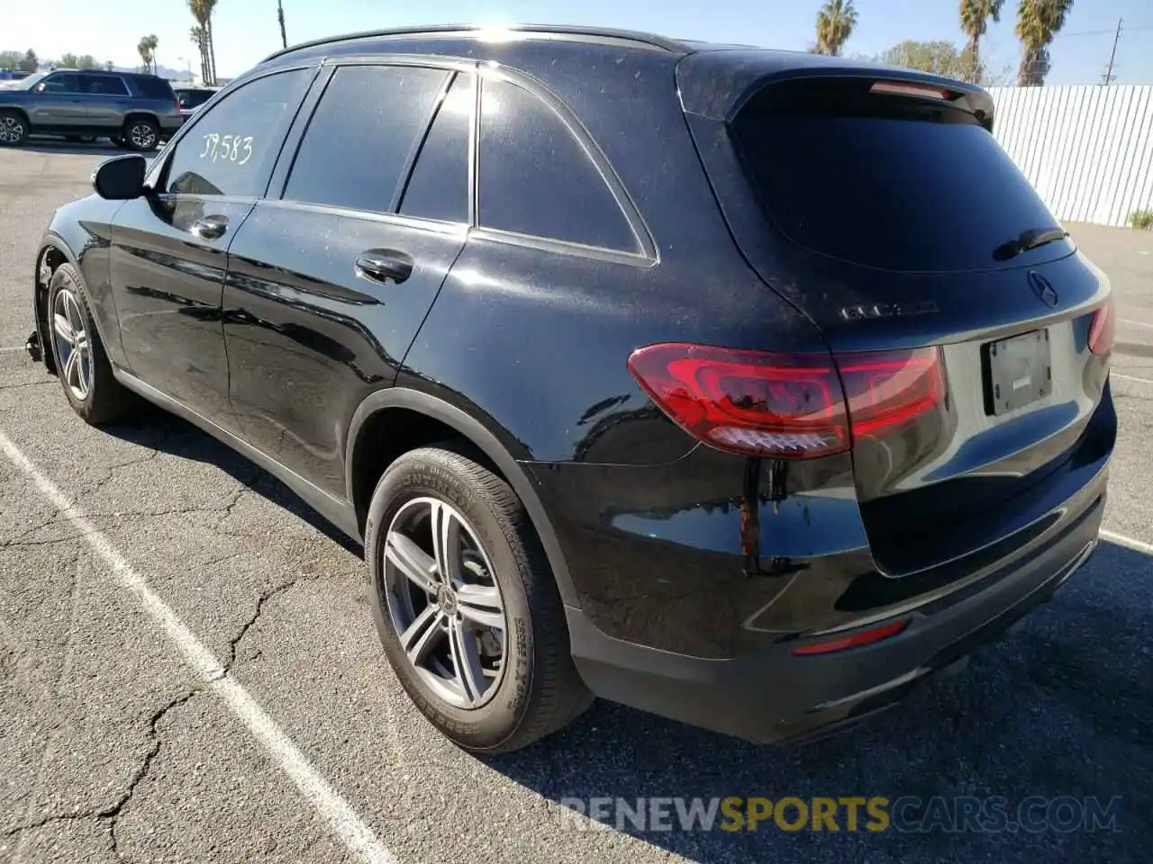 3 Photograph of a damaged car WDC0G8DB4LF705403 MERCEDES-BENZ GLC-CLASS 2020