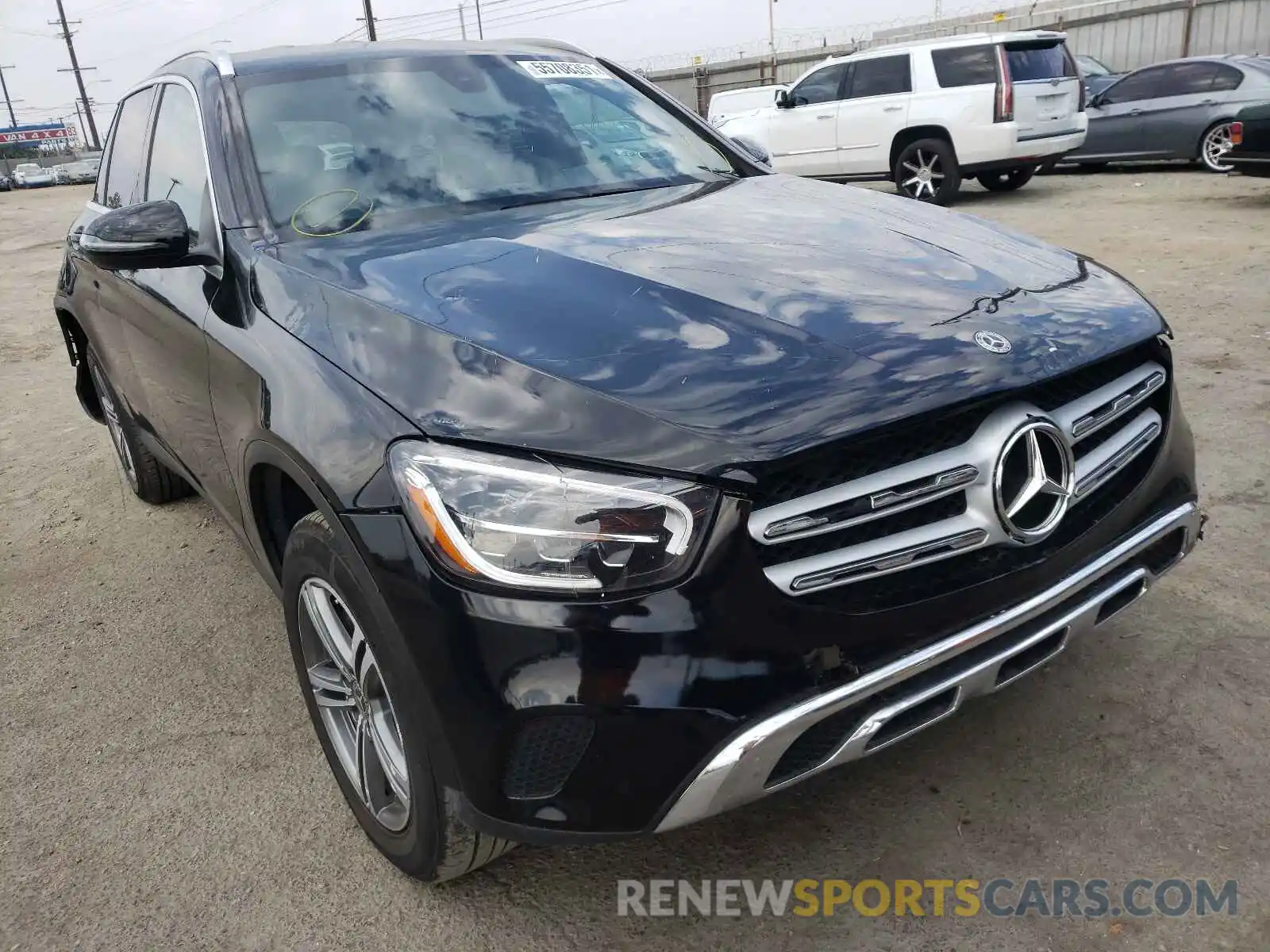 1 Photograph of a damaged car WDC0G8DB5LF704910 MERCEDES-BENZ GLC-CLASS 2020