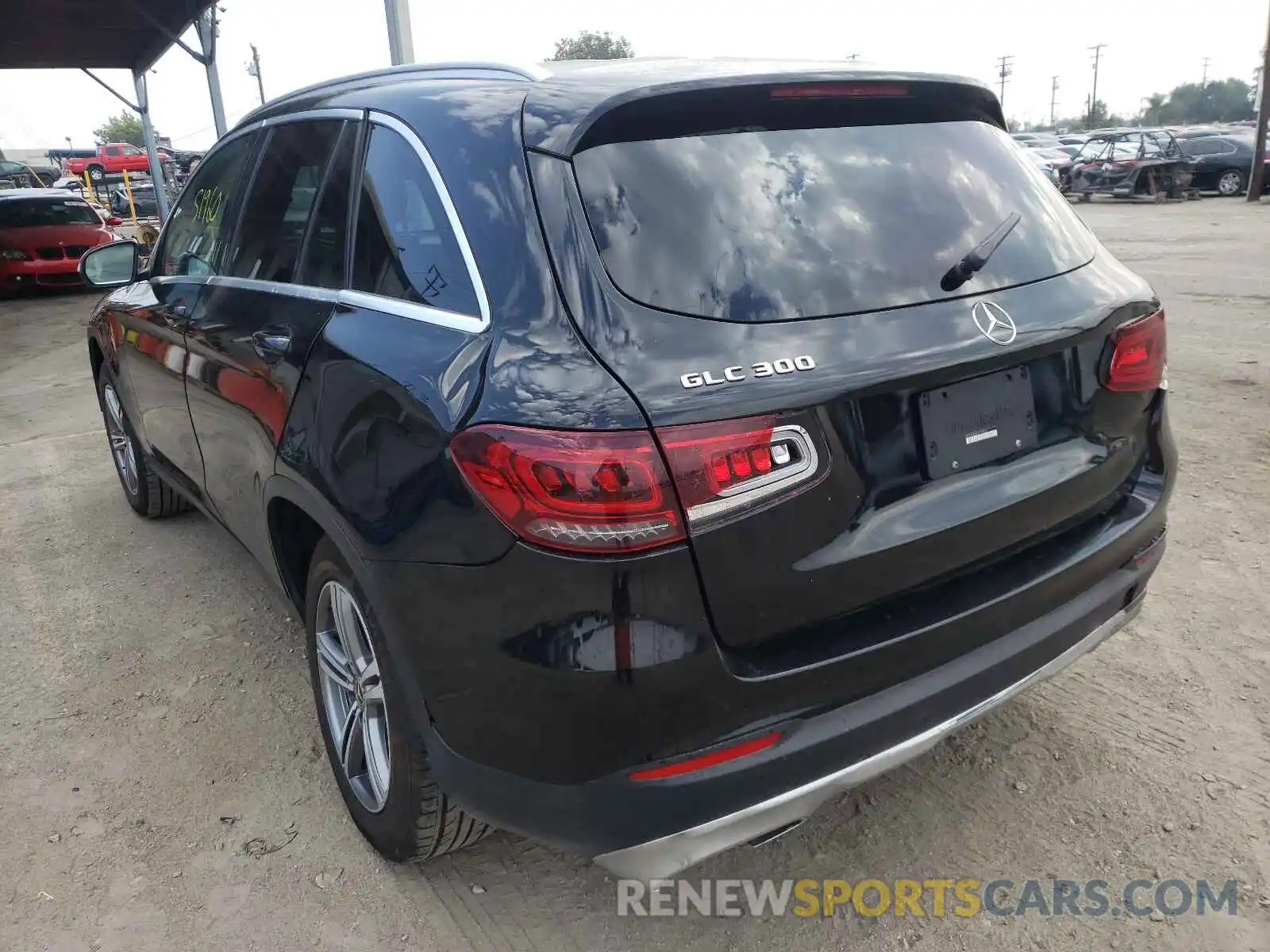 3 Photograph of a damaged car WDC0G8DB5LF704910 MERCEDES-BENZ GLC-CLASS 2020