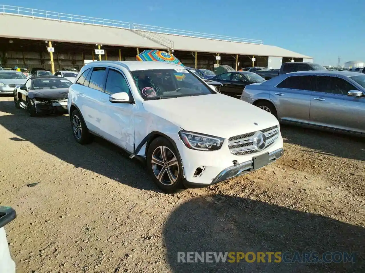 1 Photograph of a damaged car WDC0G8DB5LF725434 MERCEDES-BENZ GLC-CLASS 2020