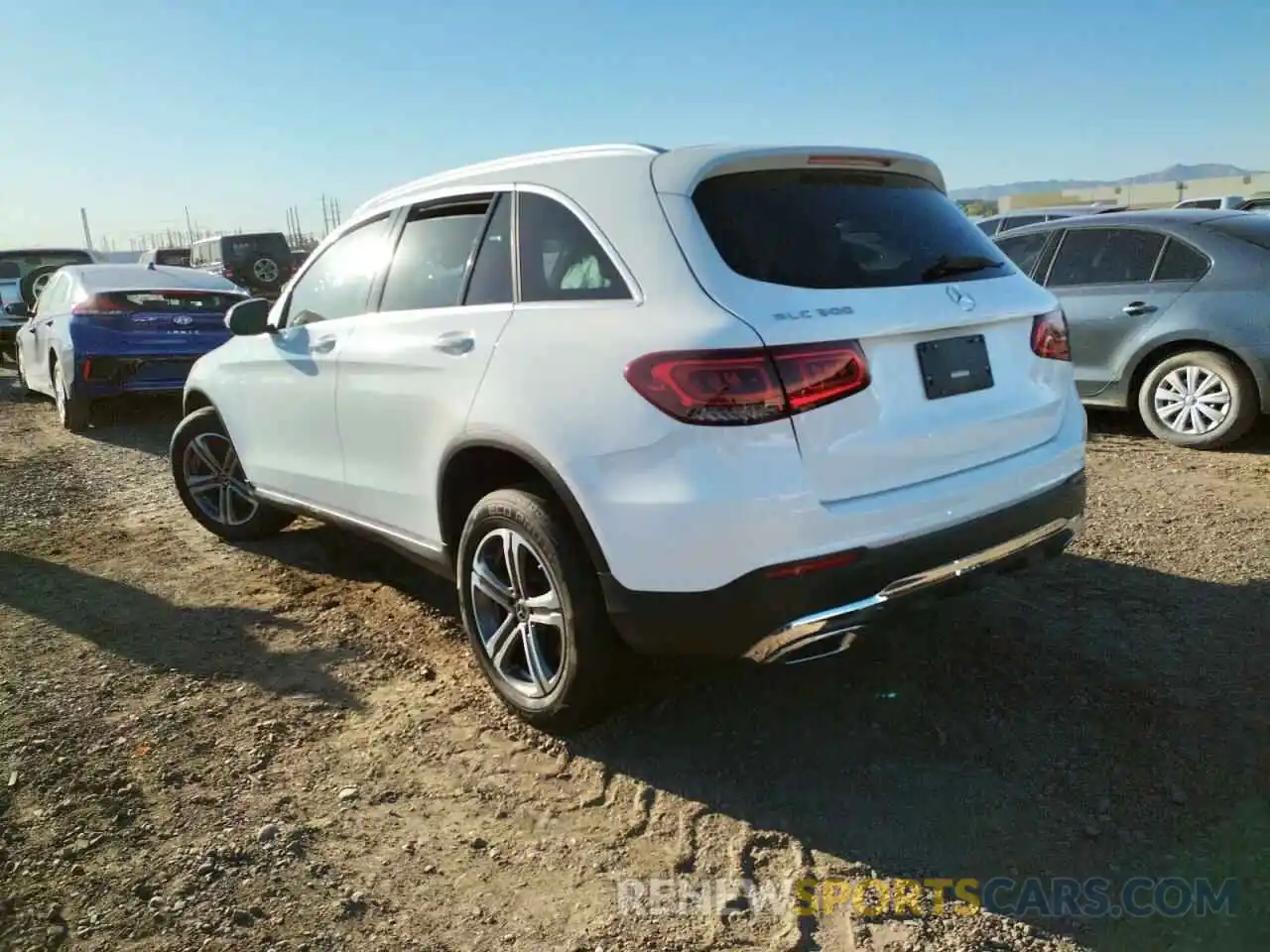 3 Photograph of a damaged car WDC0G8DB5LF725434 MERCEDES-BENZ GLC-CLASS 2020