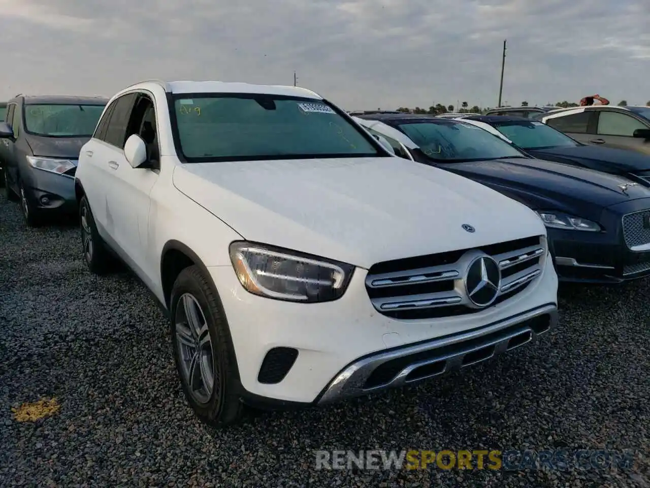 1 Photograph of a damaged car WDC0G8DB6LF682058 MERCEDES-BENZ GLC-CLASS 2020