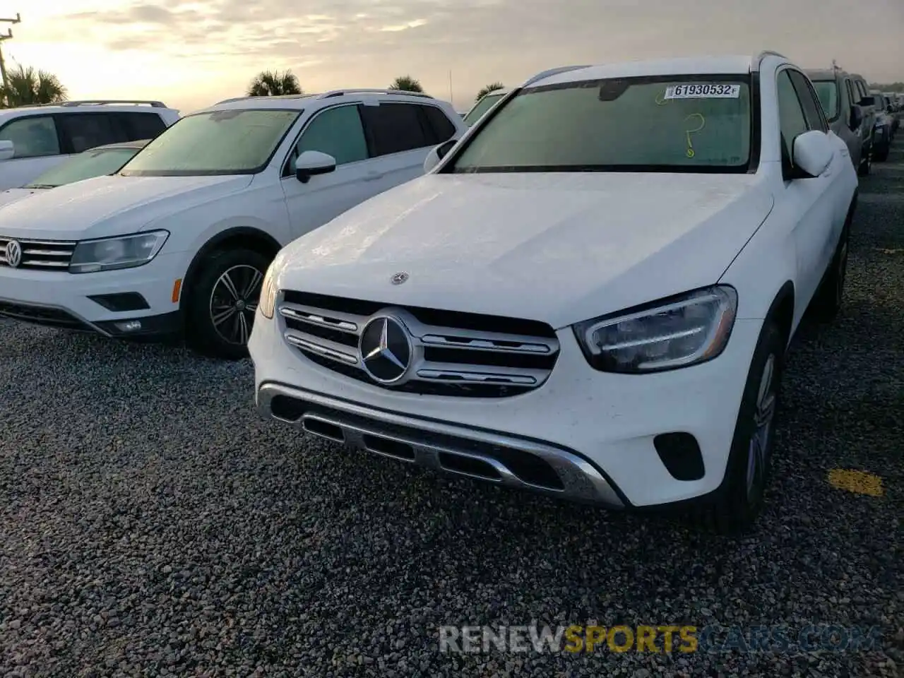 2 Photograph of a damaged car WDC0G8DB6LF682058 MERCEDES-BENZ GLC-CLASS 2020