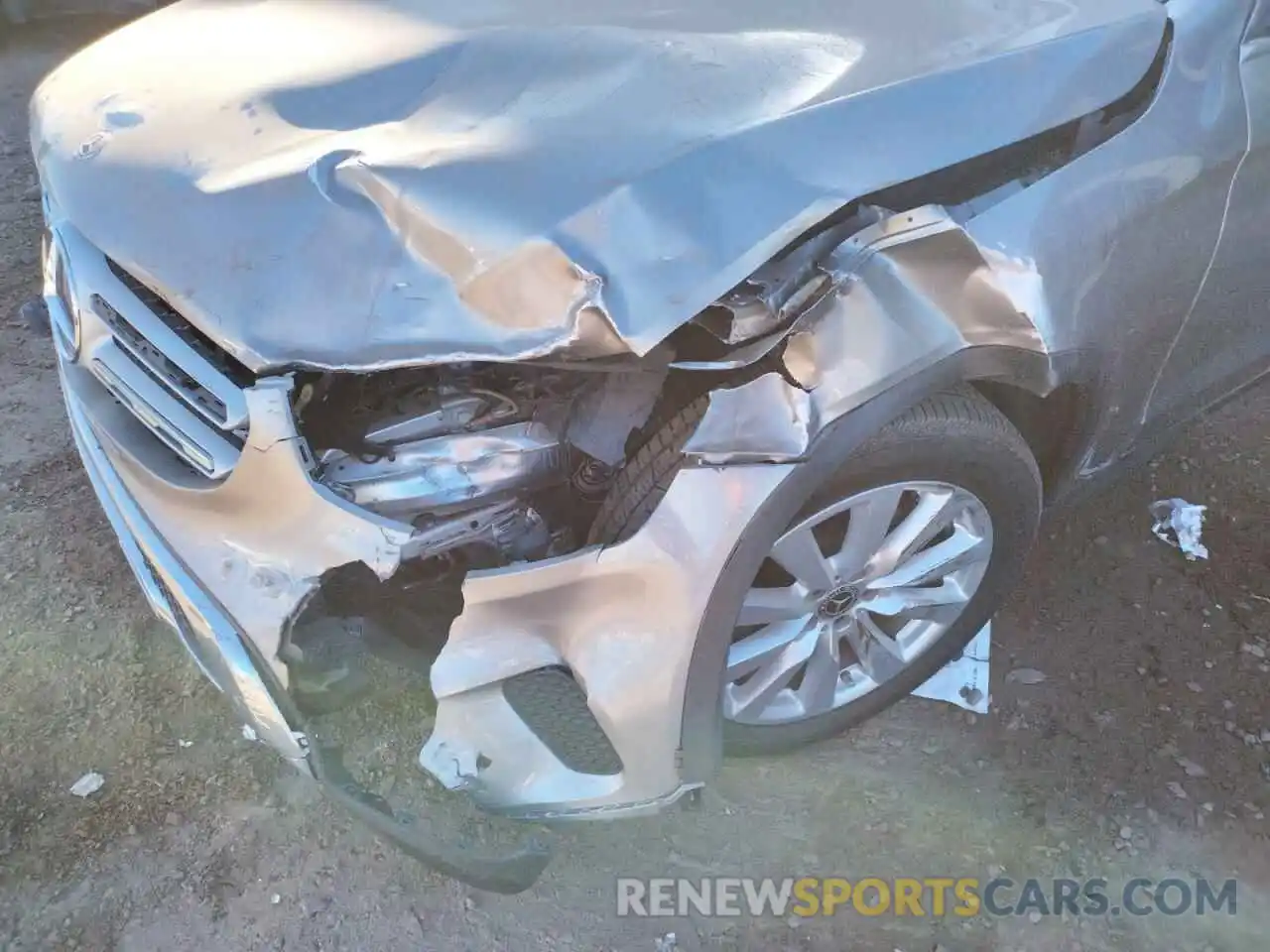 9 Photograph of a damaged car WDC0G8DB6LF685428 MERCEDES-BENZ GLC-CLASS 2020