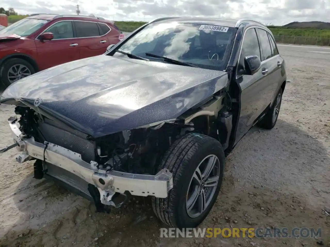 2 Photograph of a damaged car WDC0G8DB6LF707167 MERCEDES-BENZ GLC-CLASS 2020