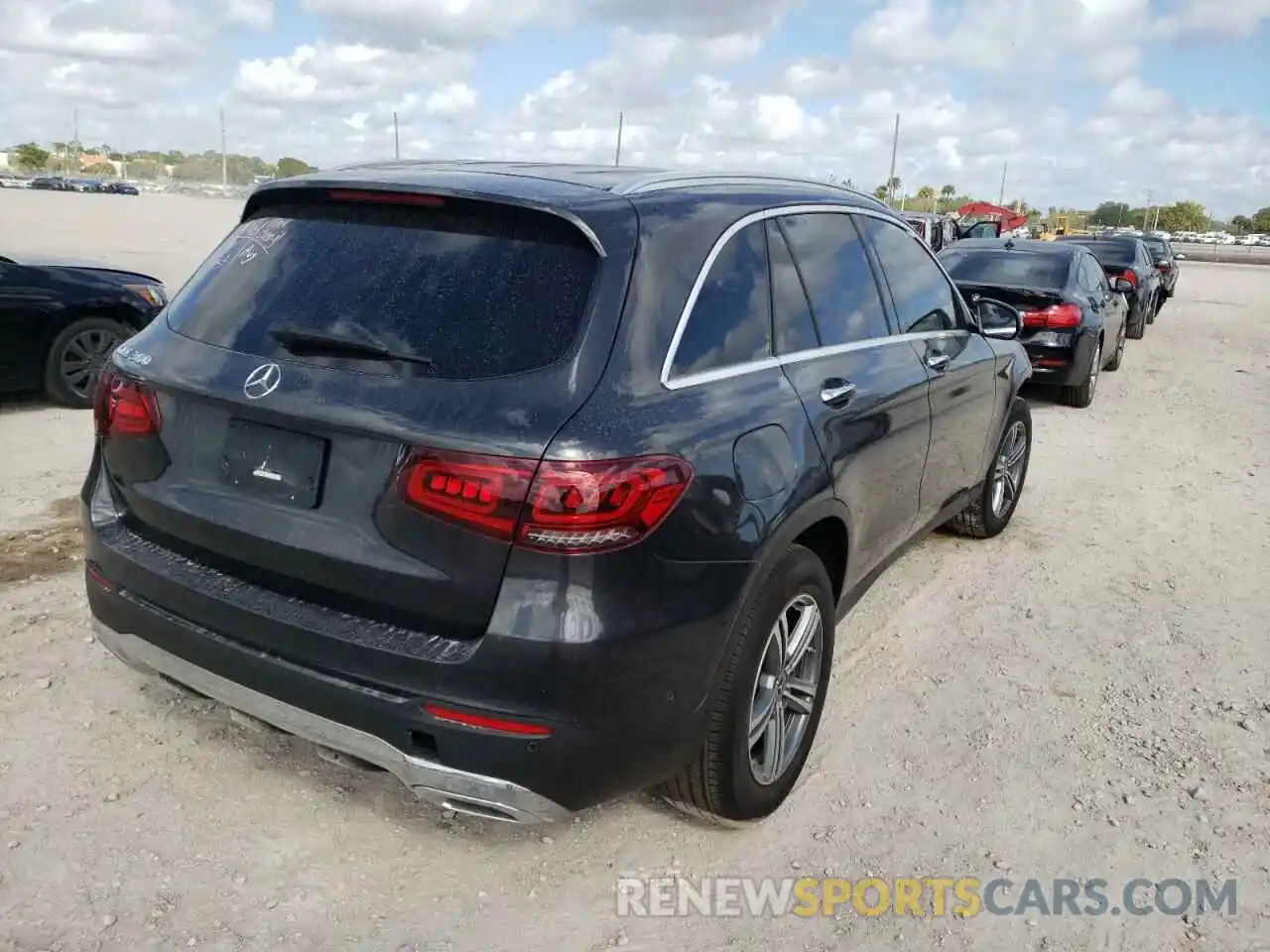 4 Photograph of a damaged car WDC0G8DB6LF707167 MERCEDES-BENZ GLC-CLASS 2020