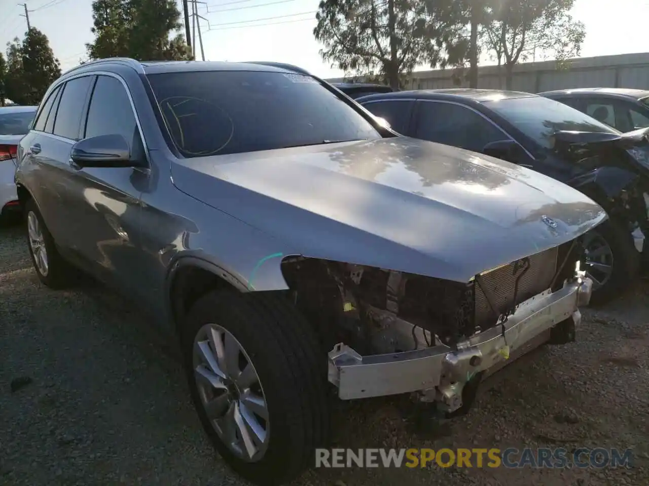 1 Photograph of a damaged car WDC0G8DB7LF744860 MERCEDES-BENZ GLC-CLASS 2020