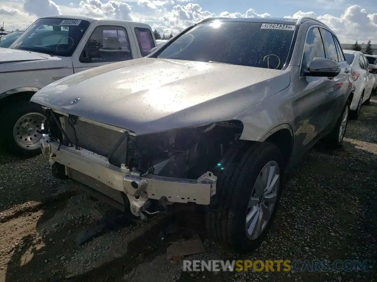 2 Photograph of a damaged car WDC0G8DB7LF744860 MERCEDES-BENZ GLC-CLASS 2020