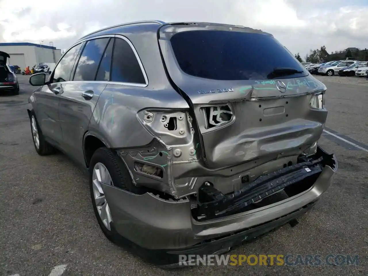 3 Photograph of a damaged car WDC0G8DB7LF744860 MERCEDES-BENZ GLC-CLASS 2020