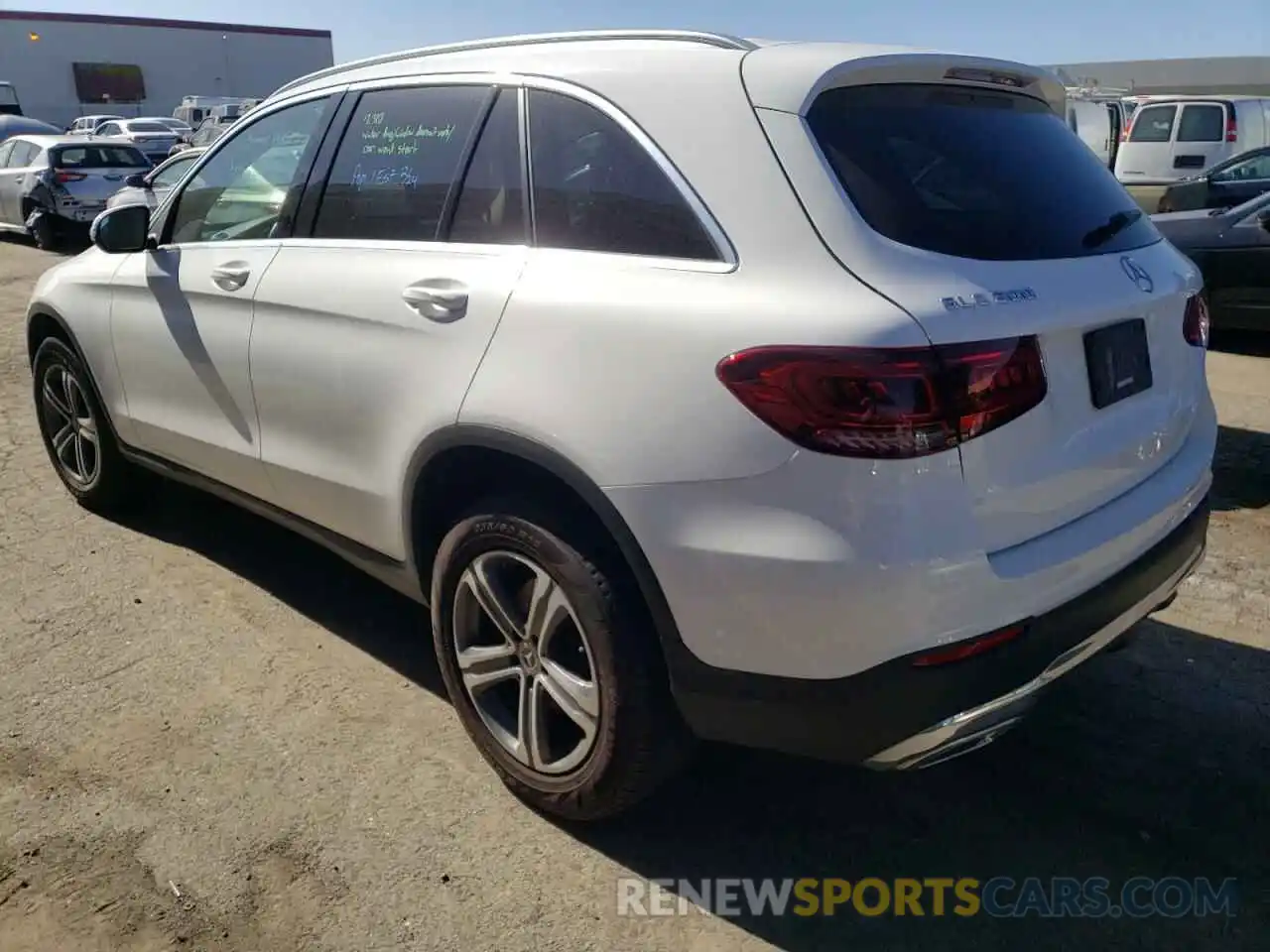 3 Photograph of a damaged car WDC0G8DB8LF689884 MERCEDES-BENZ GLC-CLASS 2020