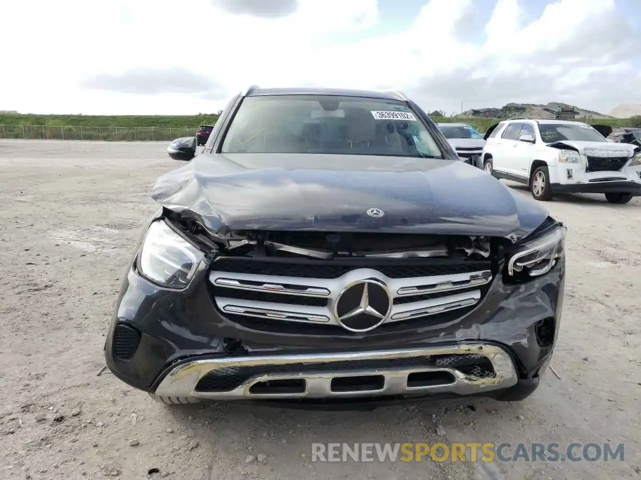 9 Photograph of a damaged car WDC0G8DB8LF697810 MERCEDES-BENZ GLC-CLASS 2020