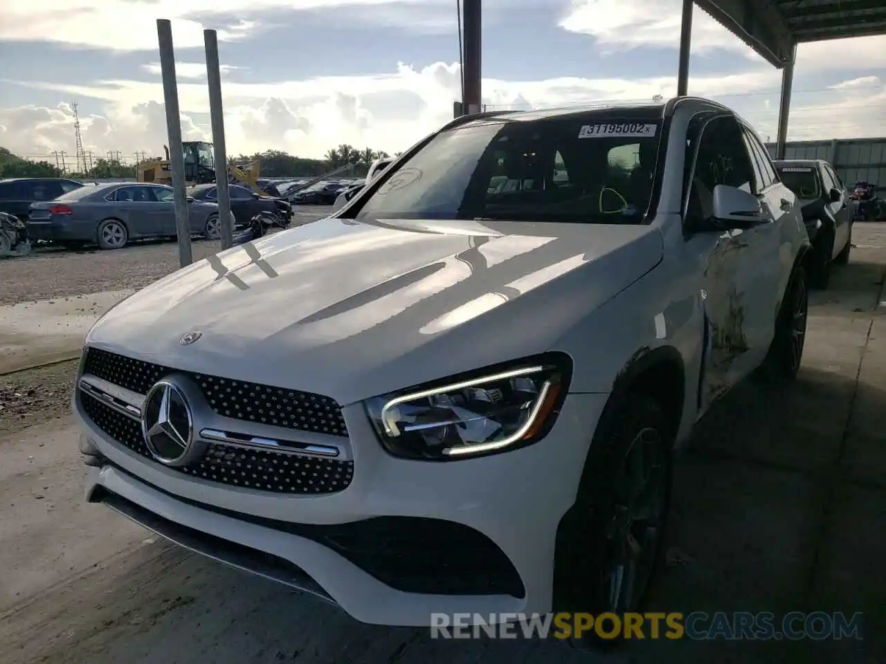 2 Photograph of a damaged car WDC0G8DB8LF708675 MERCEDES-BENZ GLC-CLASS 2020