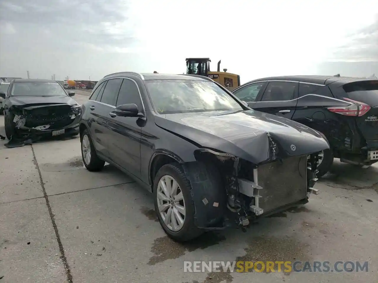 1 Photograph of a damaged car WDC0G8DB8LF724195 MERCEDES-BENZ GLC-CLASS 2020