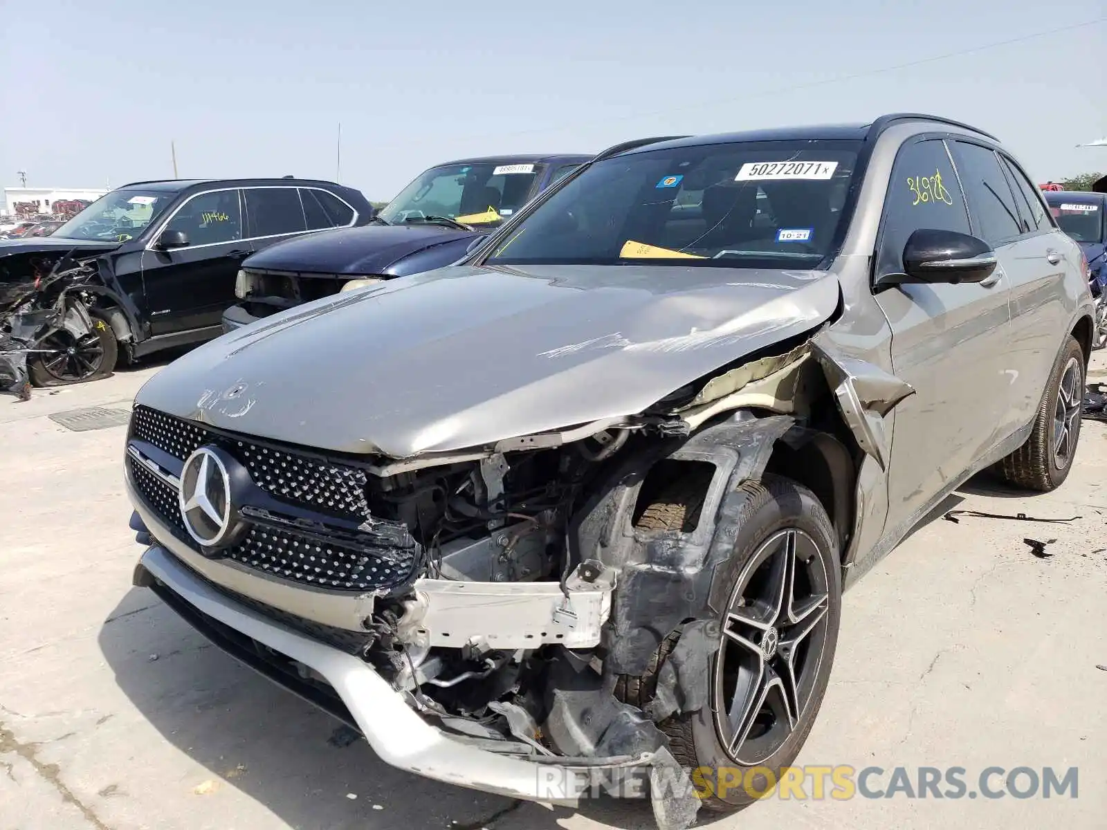 2 Photograph of a damaged car WDC0G8DB8LF736170 MERCEDES-BENZ GLC-CLASS 2020