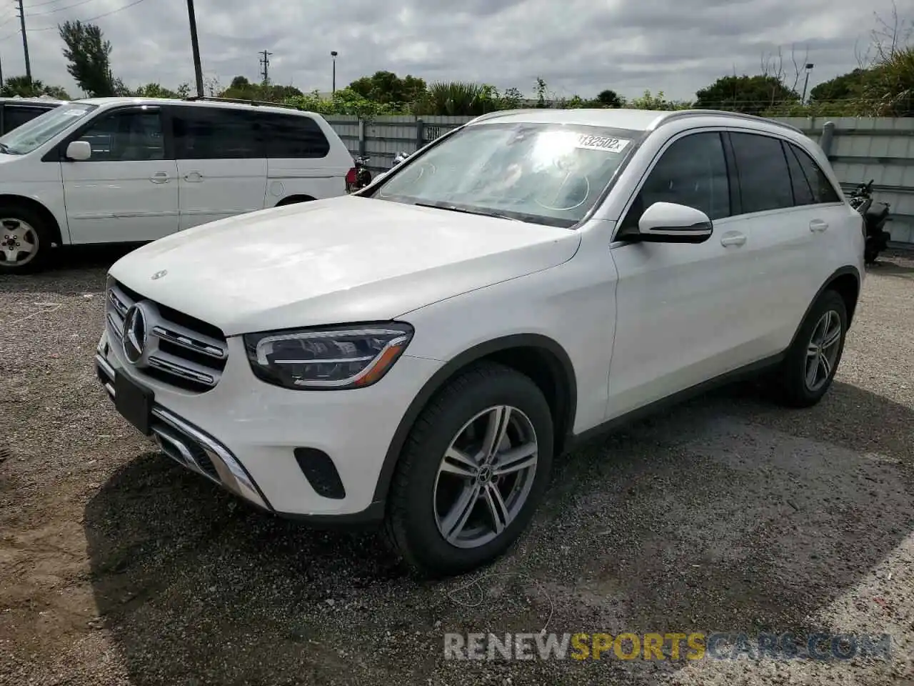 2 Photograph of a damaged car WDC0G8DB8LF739344 MERCEDES-BENZ GLC-CLASS 2020