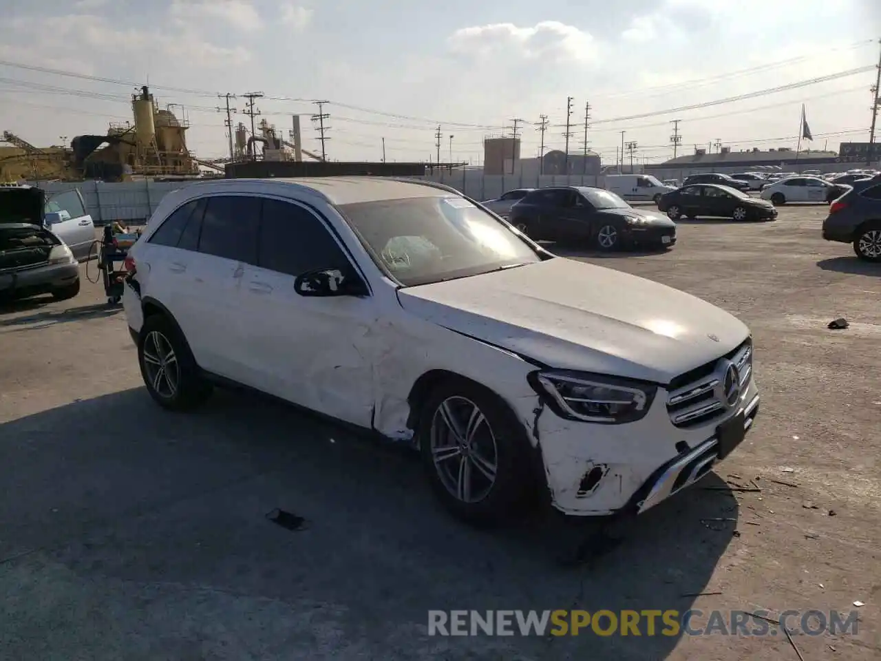 1 Photograph of a damaged car WDC0G8DB9LF687576 MERCEDES-BENZ GLC-CLASS 2020