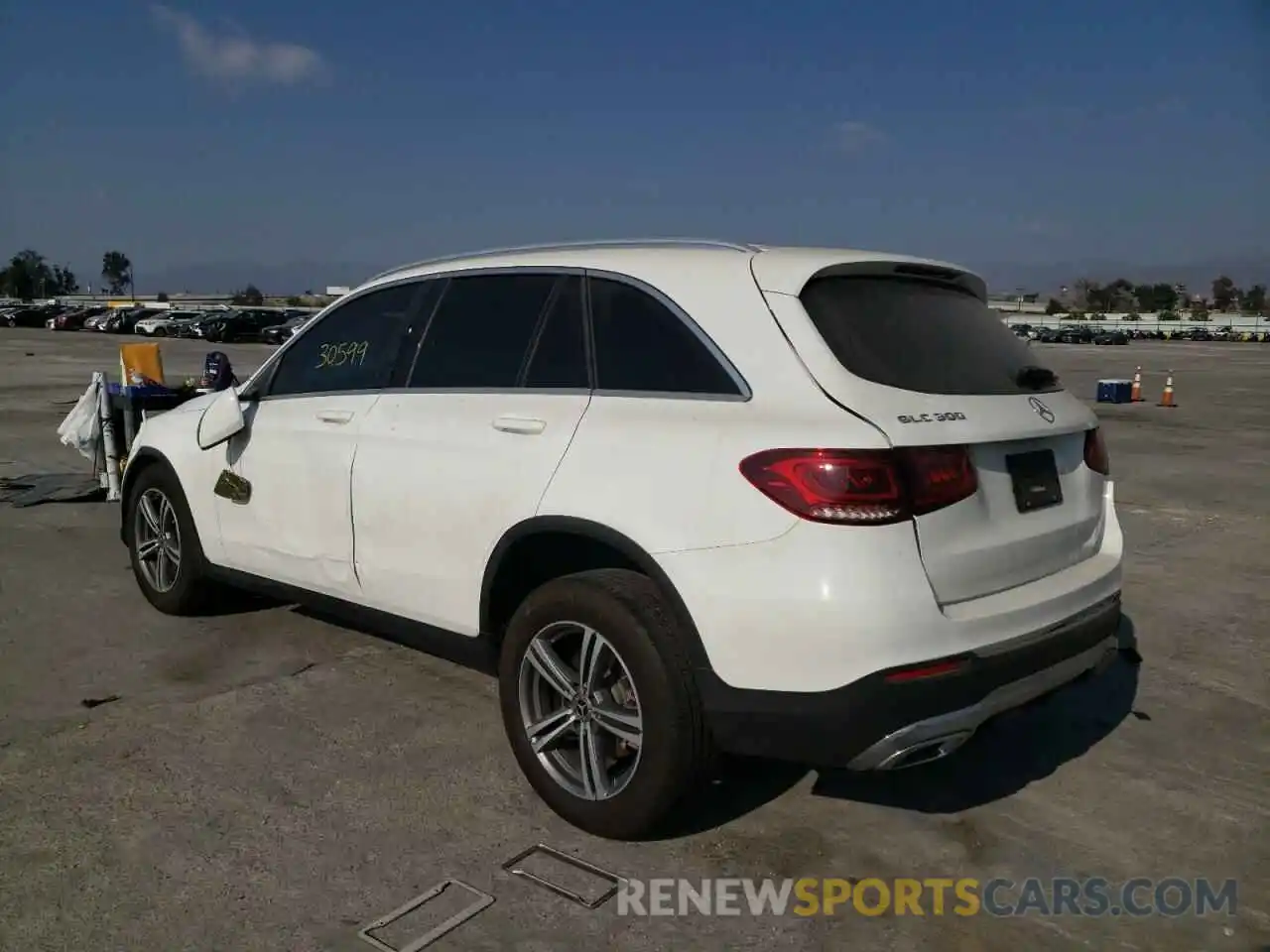 3 Photograph of a damaged car WDC0G8DB9LF687576 MERCEDES-BENZ GLC-CLASS 2020