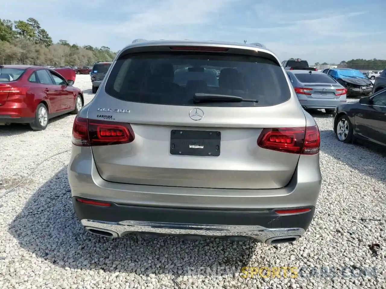 6 Photograph of a damaged car WDC0G8DB9LF698299 MERCEDES-BENZ GLC-CLASS 2020