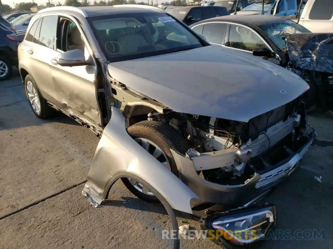 1 Photograph of a damaged car WDC0G8DBXLF705230 MERCEDES-BENZ GLC-CLASS 2020