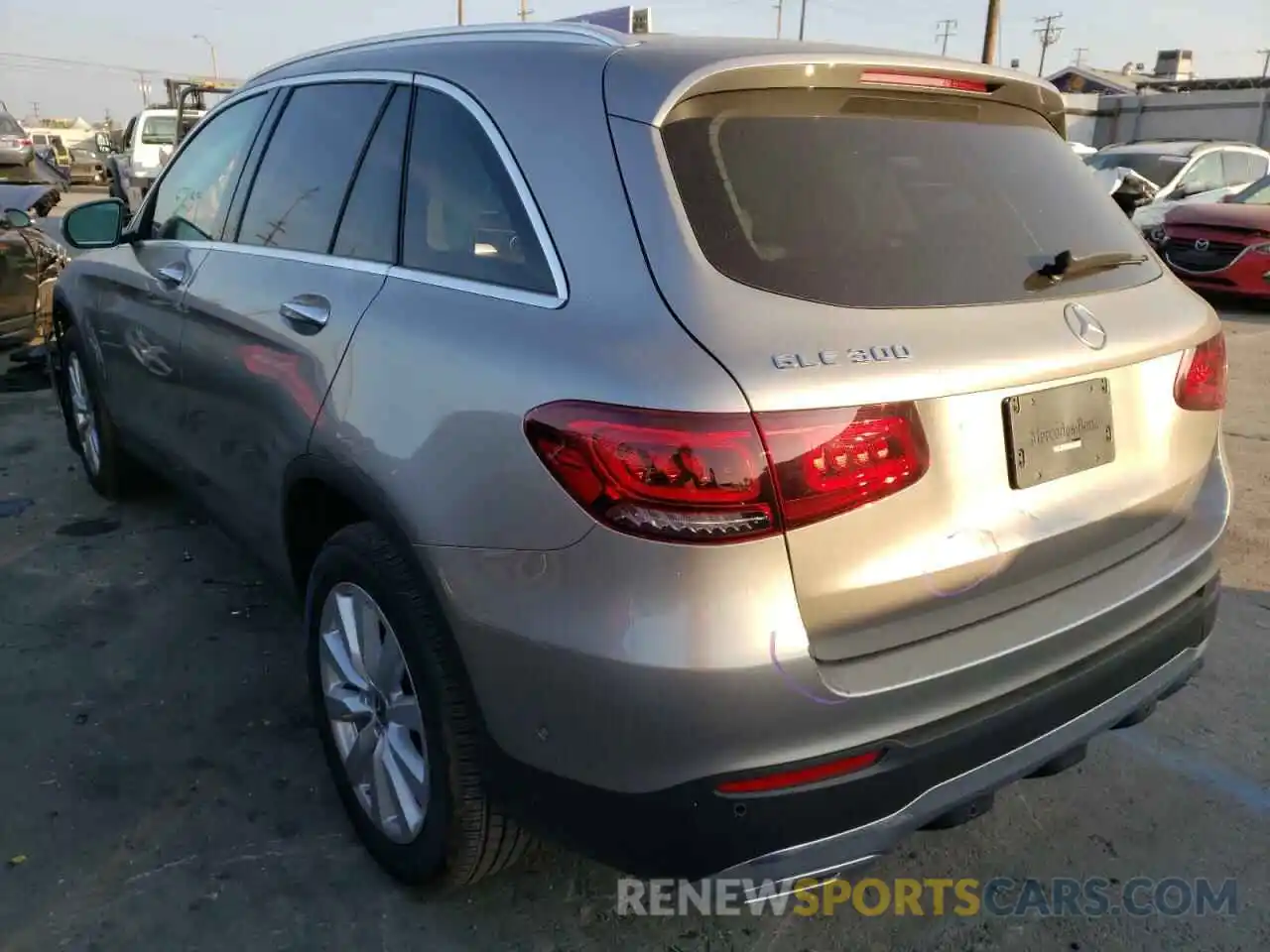 3 Photograph of a damaged car WDC0G8DBXLF705230 MERCEDES-BENZ GLC-CLASS 2020