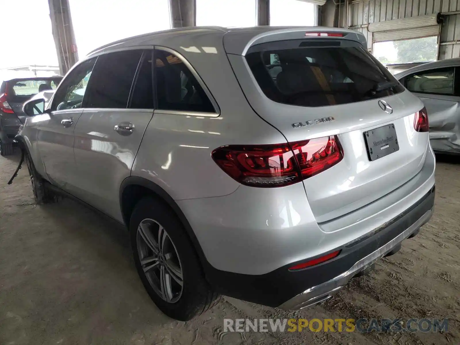 3 Photograph of a damaged car WDC0G8DBXLF712453 MERCEDES-BENZ GLC-CLASS 2020