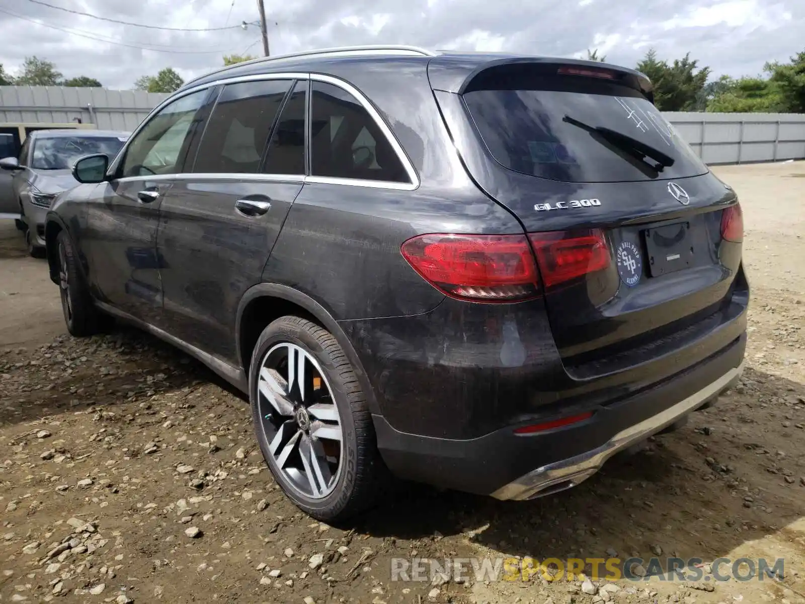 3 Photograph of a damaged car WDC0G8EB0LF685844 MERCEDES-BENZ GLC-CLASS 2020