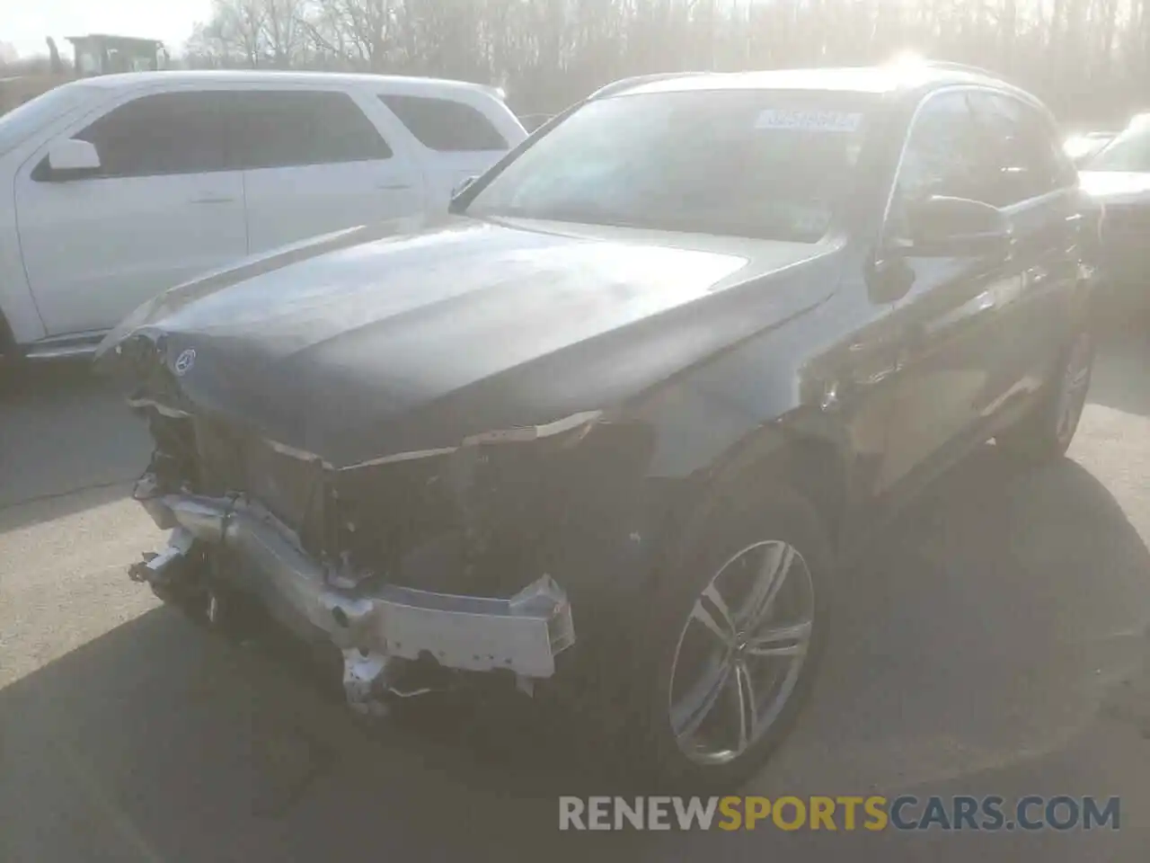 2 Photograph of a damaged car WDC0G8EB1LF675792 MERCEDES-BENZ GLC-CLASS 2020