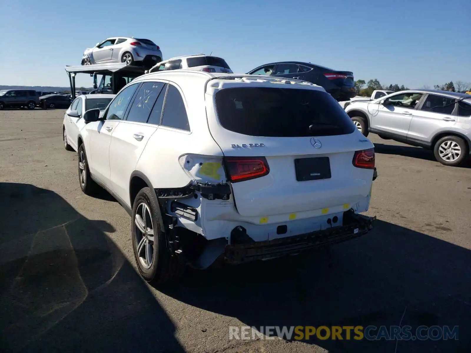 3 Photograph of a damaged car WDC0G8EB1LF723324 MERCEDES-BENZ GLC-CLASS 2020