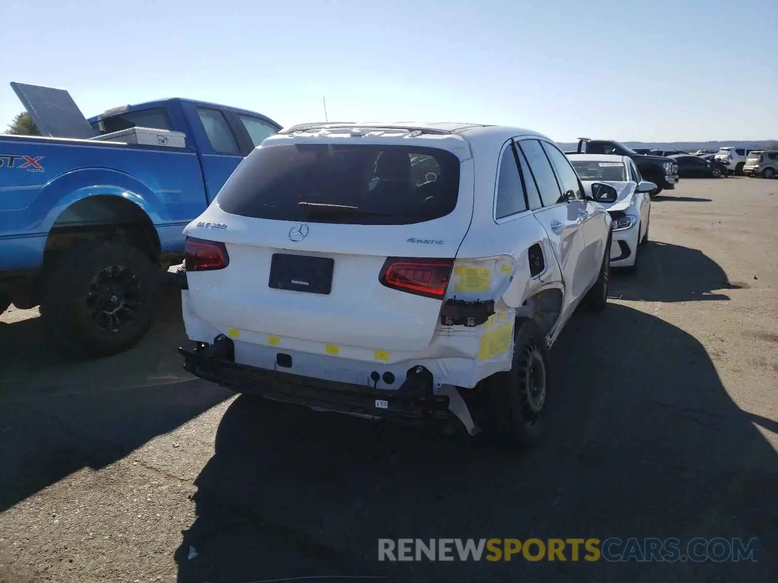 4 Photograph of a damaged car WDC0G8EB1LF723324 MERCEDES-BENZ GLC-CLASS 2020