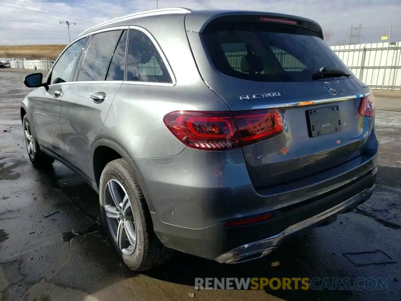 2 Photograph of a damaged car WDC0G8EB1LF726918 MERCEDES-BENZ GLC-CLASS 2020