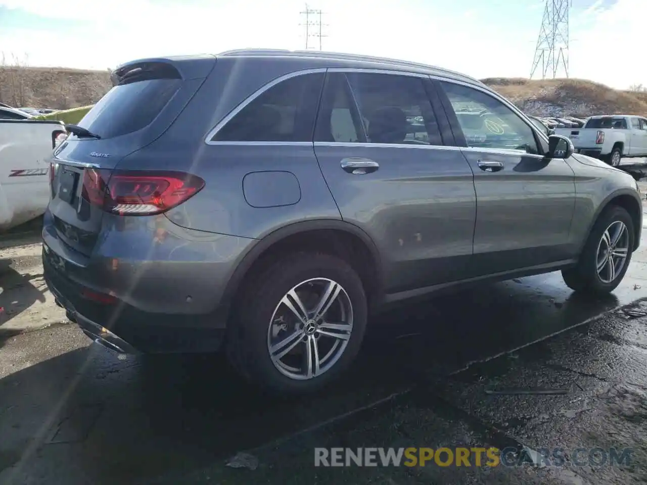 3 Photograph of a damaged car WDC0G8EB1LF726918 MERCEDES-BENZ GLC-CLASS 2020