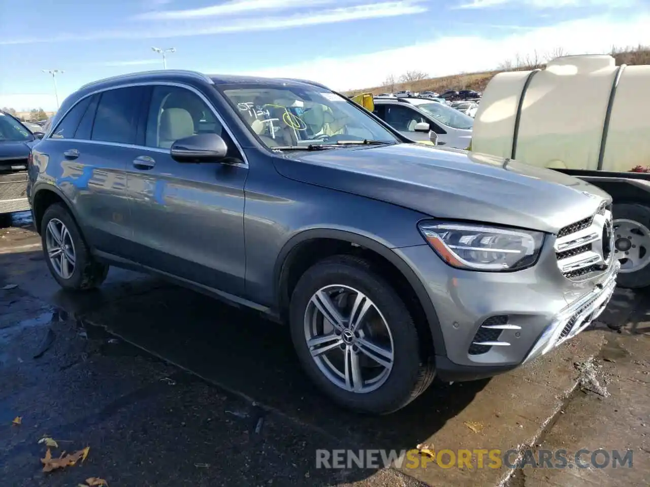 4 Photograph of a damaged car WDC0G8EB1LF726918 MERCEDES-BENZ GLC-CLASS 2020