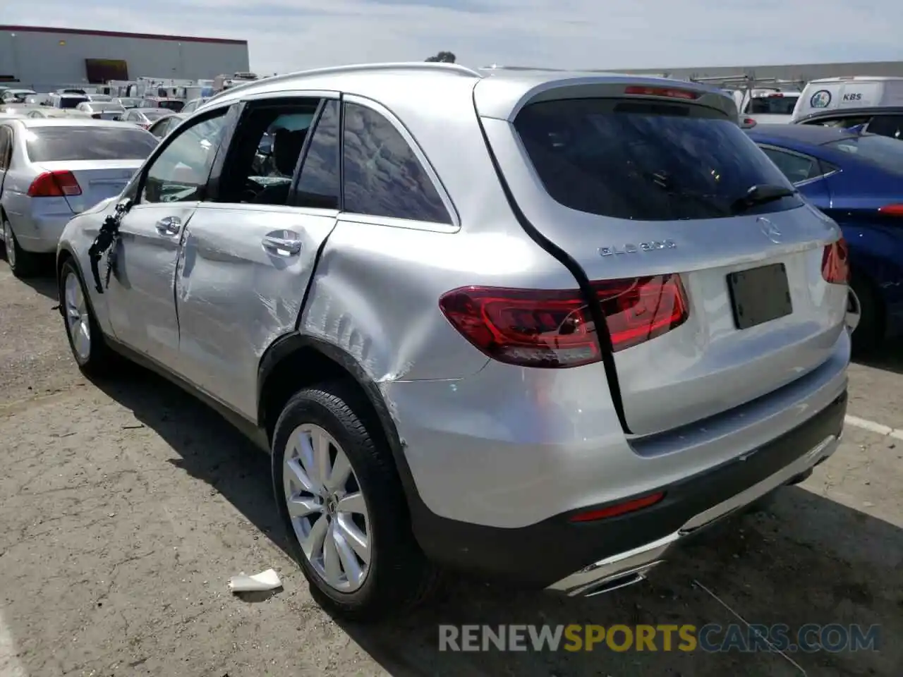 3 Photograph of a damaged car WDC0G8EB2LF677891 MERCEDES-BENZ GLC-CLASS 2020