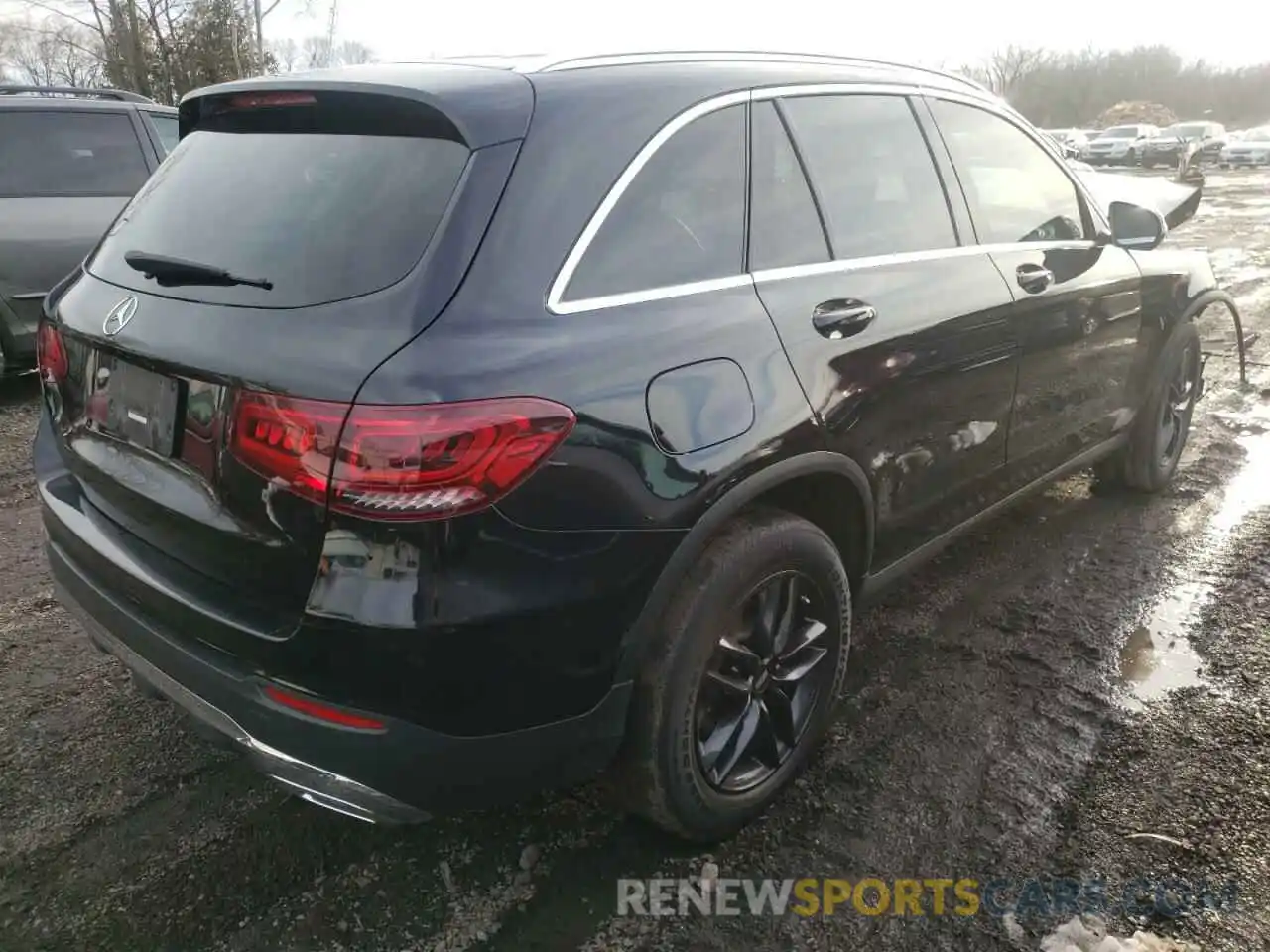 4 Photograph of a damaged car WDC0G8EB2LF685330 MERCEDES-BENZ GLC-CLASS 2020