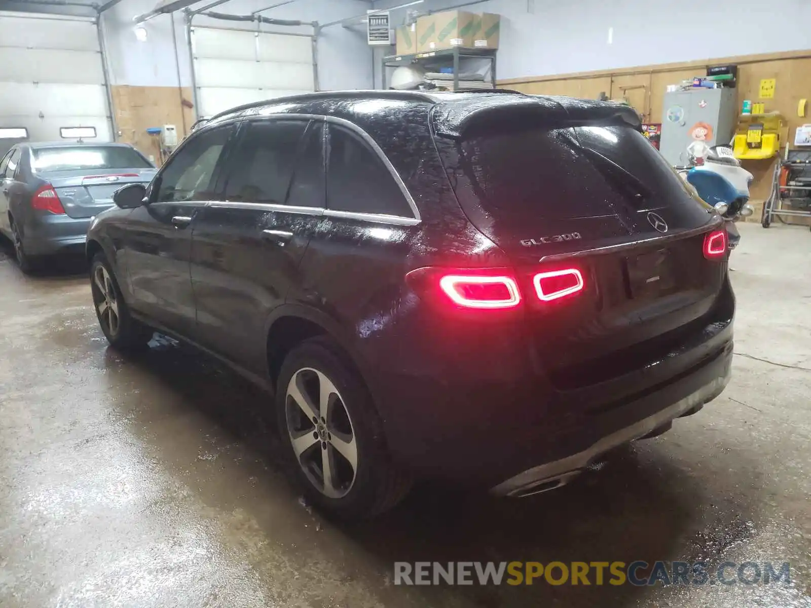 3 Photograph of a damaged car WDC0G8EB2LF690141 MERCEDES-BENZ GLC-CLASS 2020