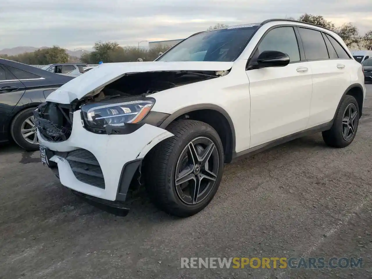 1 Photograph of a damaged car WDC0G8EB2LF743792 MERCEDES-BENZ GLC-CLASS 2020