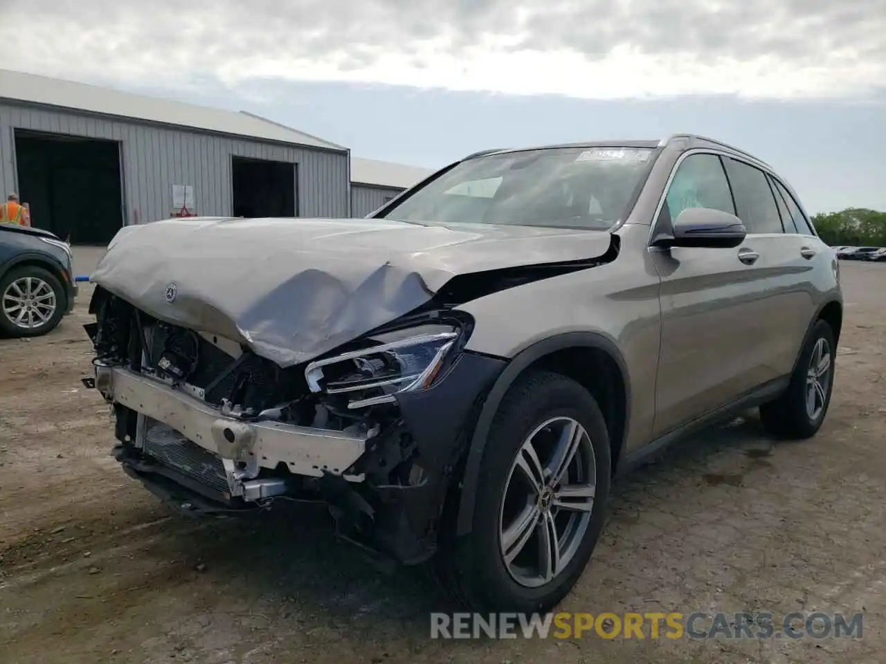 2 Photograph of a damaged car WDC0G8EB3LF696353 MERCEDES-BENZ GLC-CLASS 2020