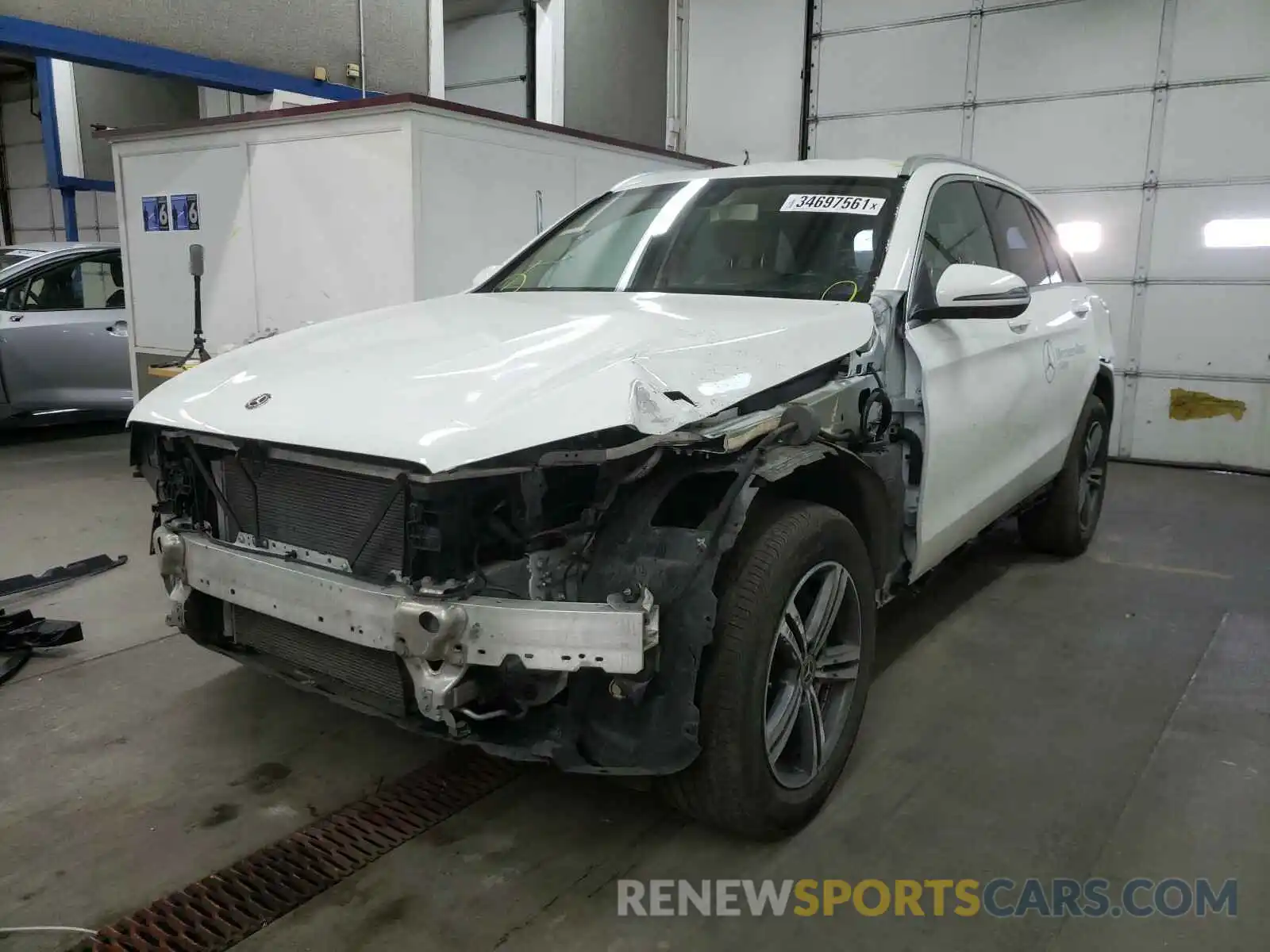 2 Photograph of a damaged car WDC0G8EB3LF742263 MERCEDES-BENZ GLC-CLASS 2020