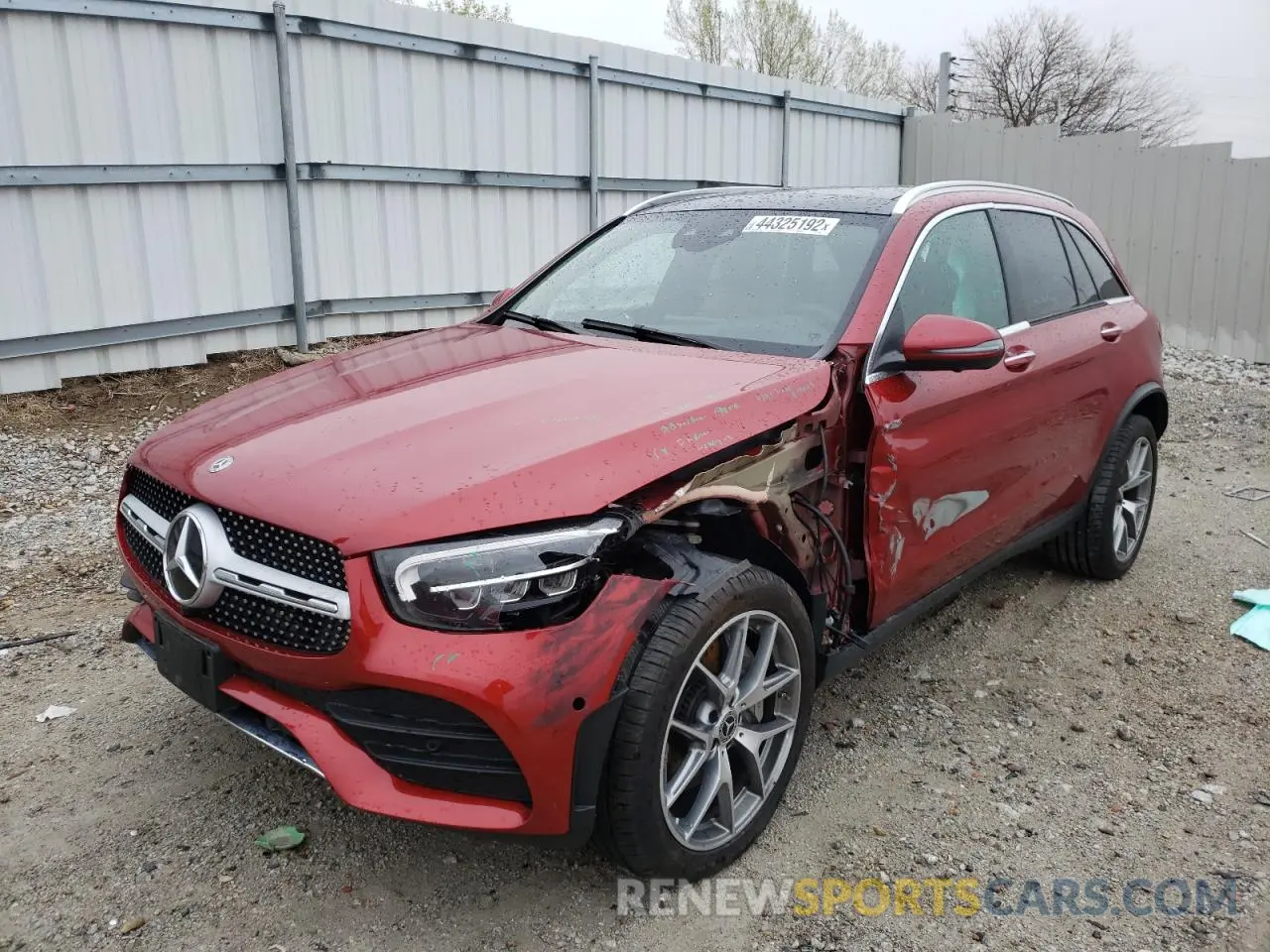 2 Photograph of a damaged car WDC0G8EB4LF700331 MERCEDES-BENZ GLC-CLASS 2020