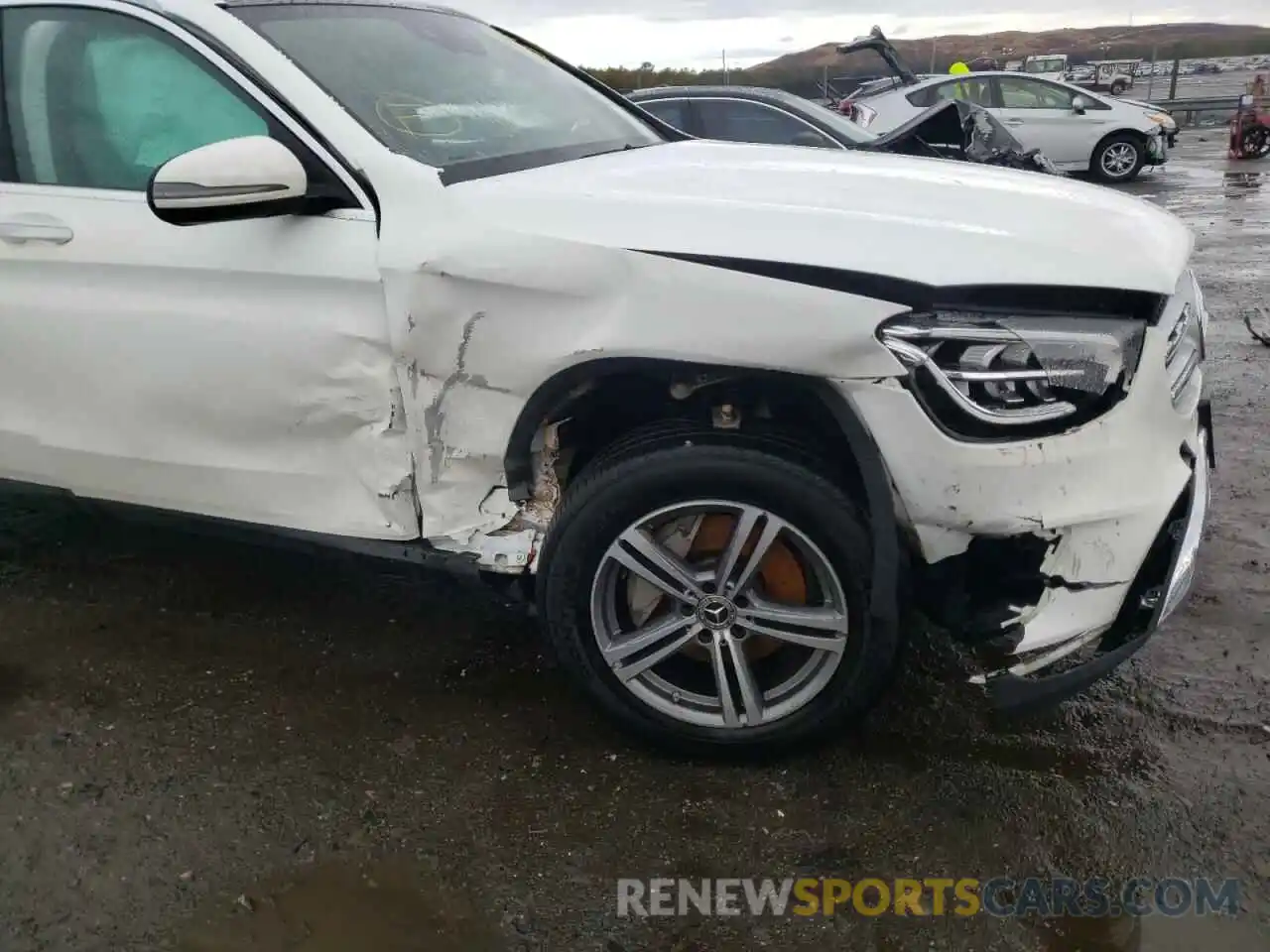 9 Photograph of a damaged car WDC0G8EB4LF706355 MERCEDES-BENZ GLC-CLASS 2020