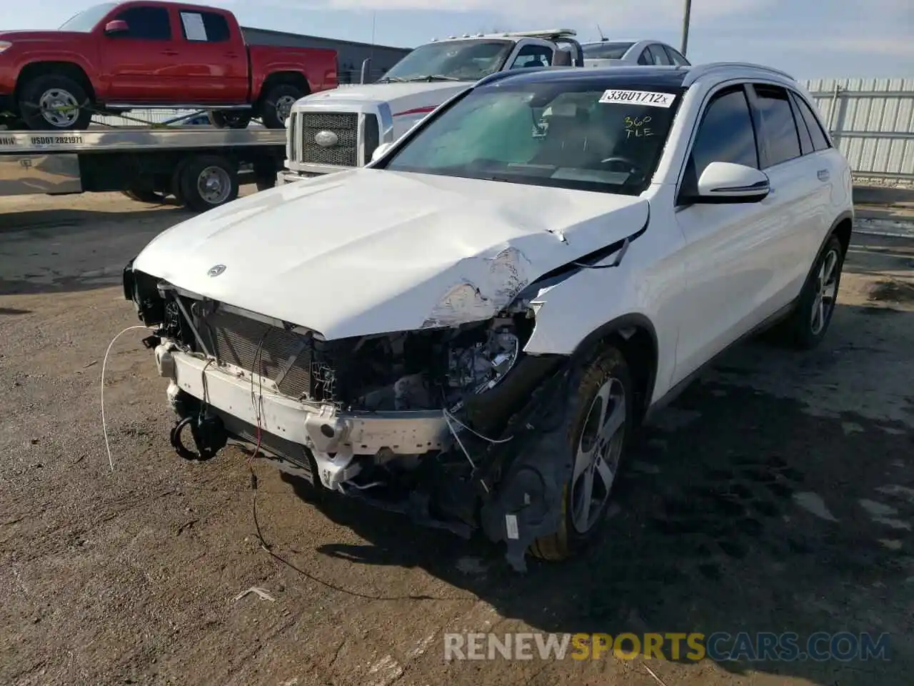 2 Photograph of a damaged car WDC0G8EB4LF709756 MERCEDES-BENZ GLC-CLASS 2020