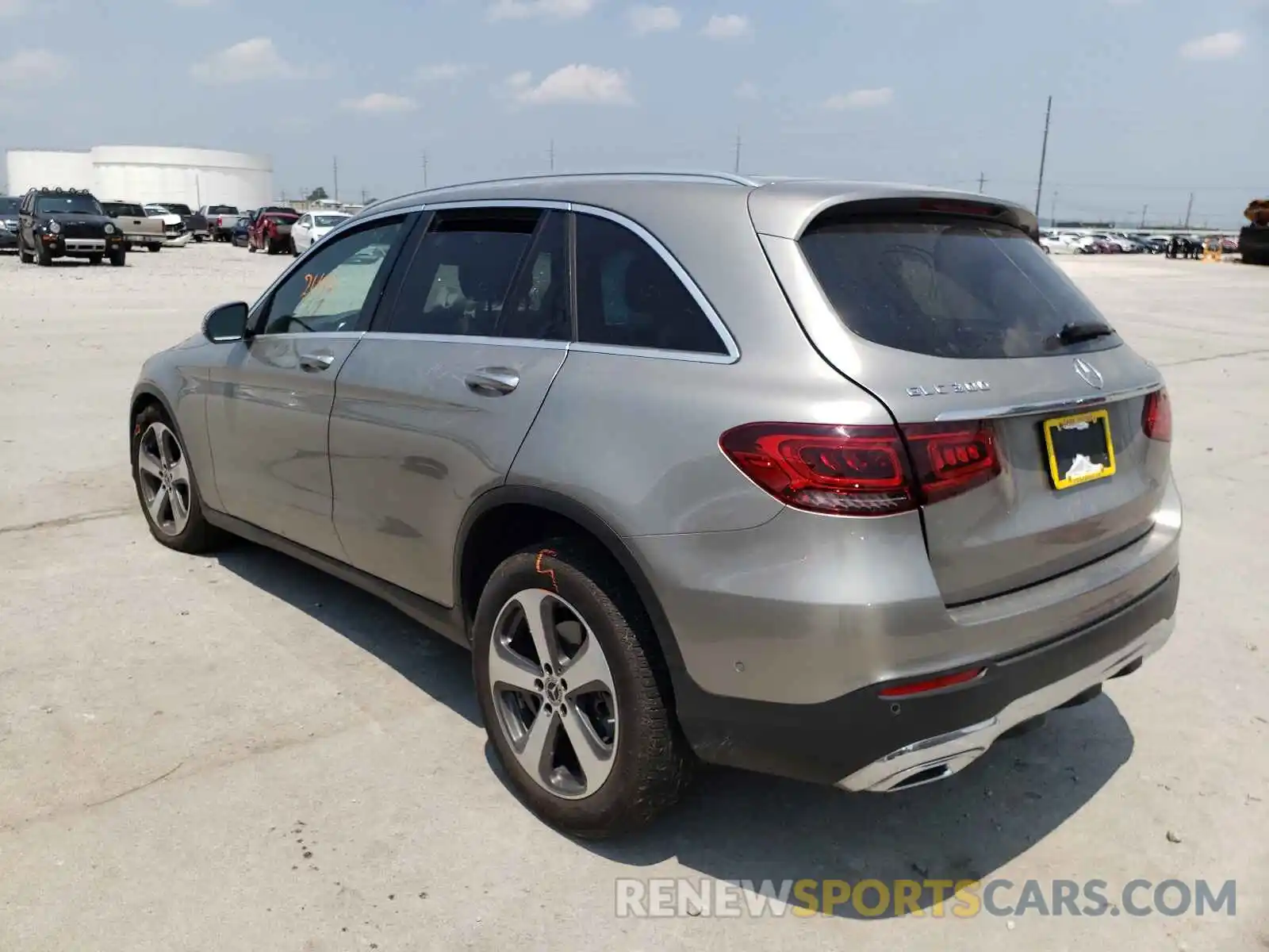 3 Photograph of a damaged car WDC0G8EB4LF736343 MERCEDES-BENZ GLC-CLASS 2020