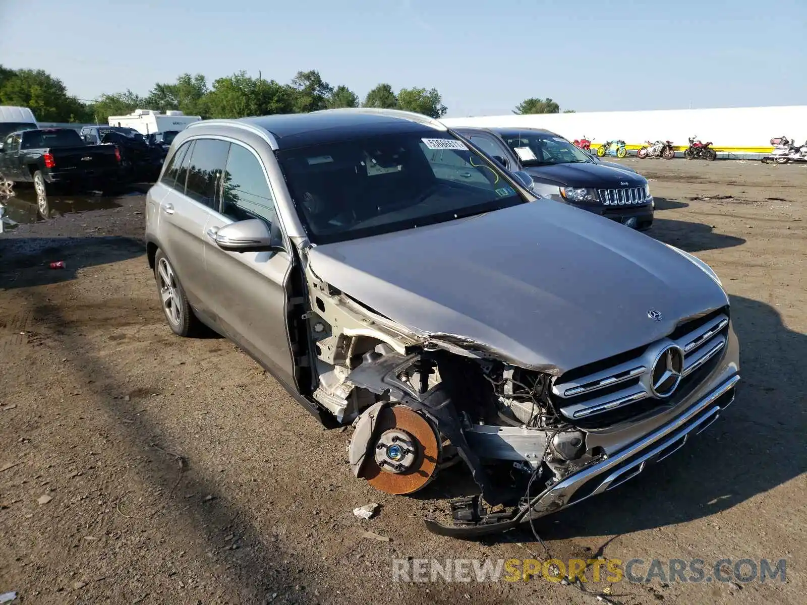 1 Photograph of a damaged car WDC0G8EB4LF746077 MERCEDES-BENZ GLC-CLASS 2020