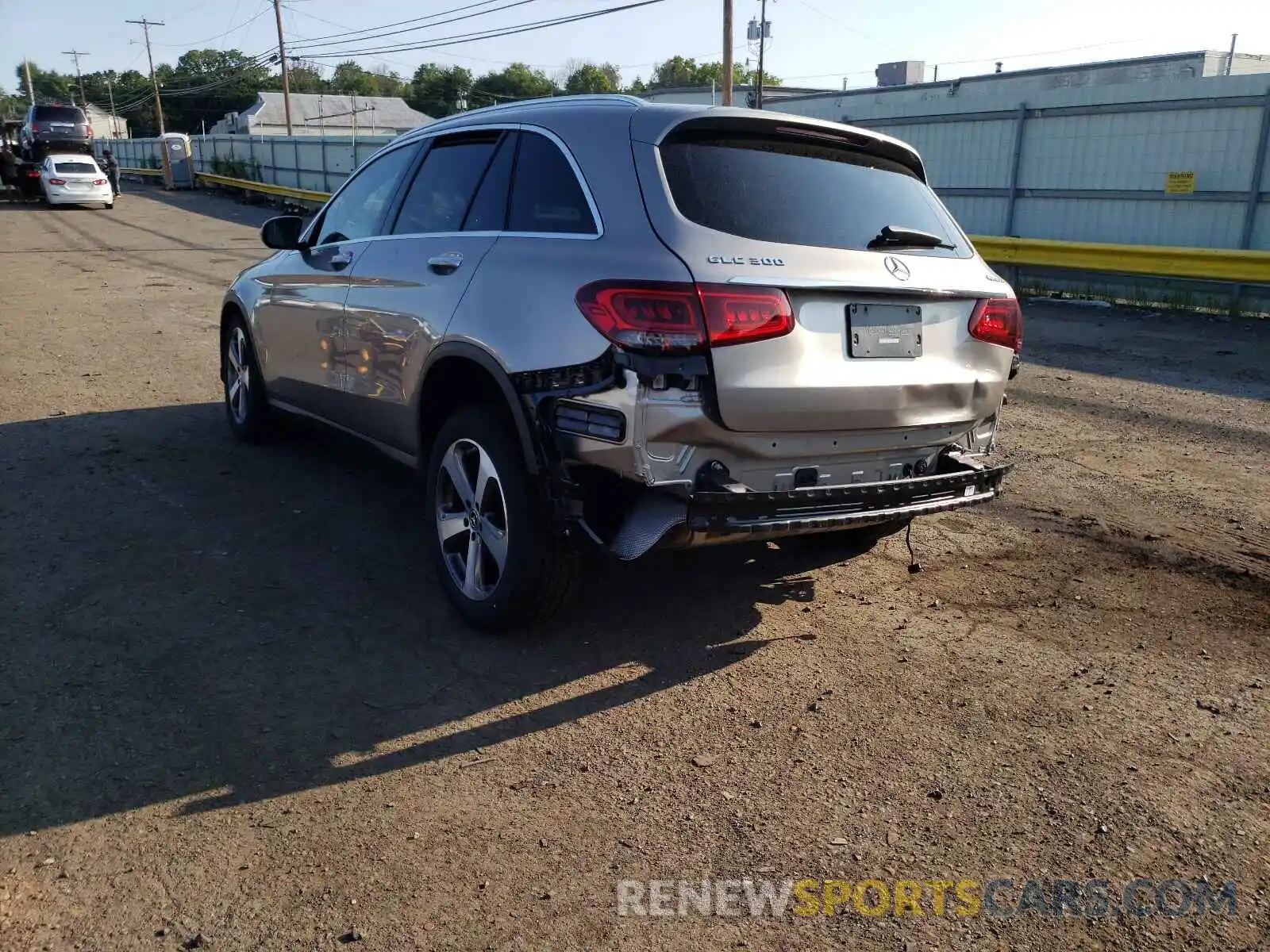 3 Photograph of a damaged car WDC0G8EB4LF746077 MERCEDES-BENZ GLC-CLASS 2020