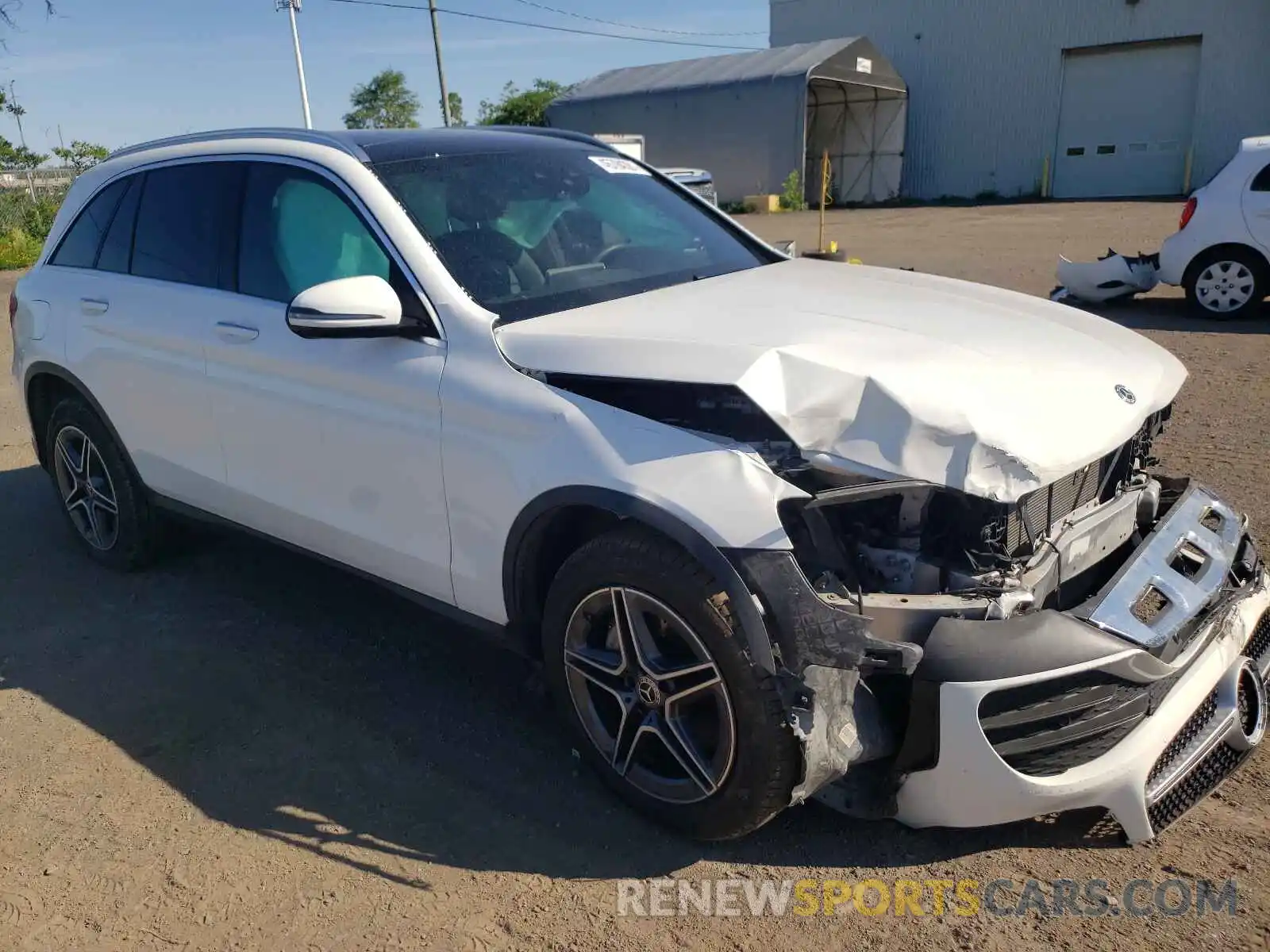 1 Photograph of a damaged car WDC0G8EB4LV209523 MERCEDES-BENZ GLC-CLASS 2020