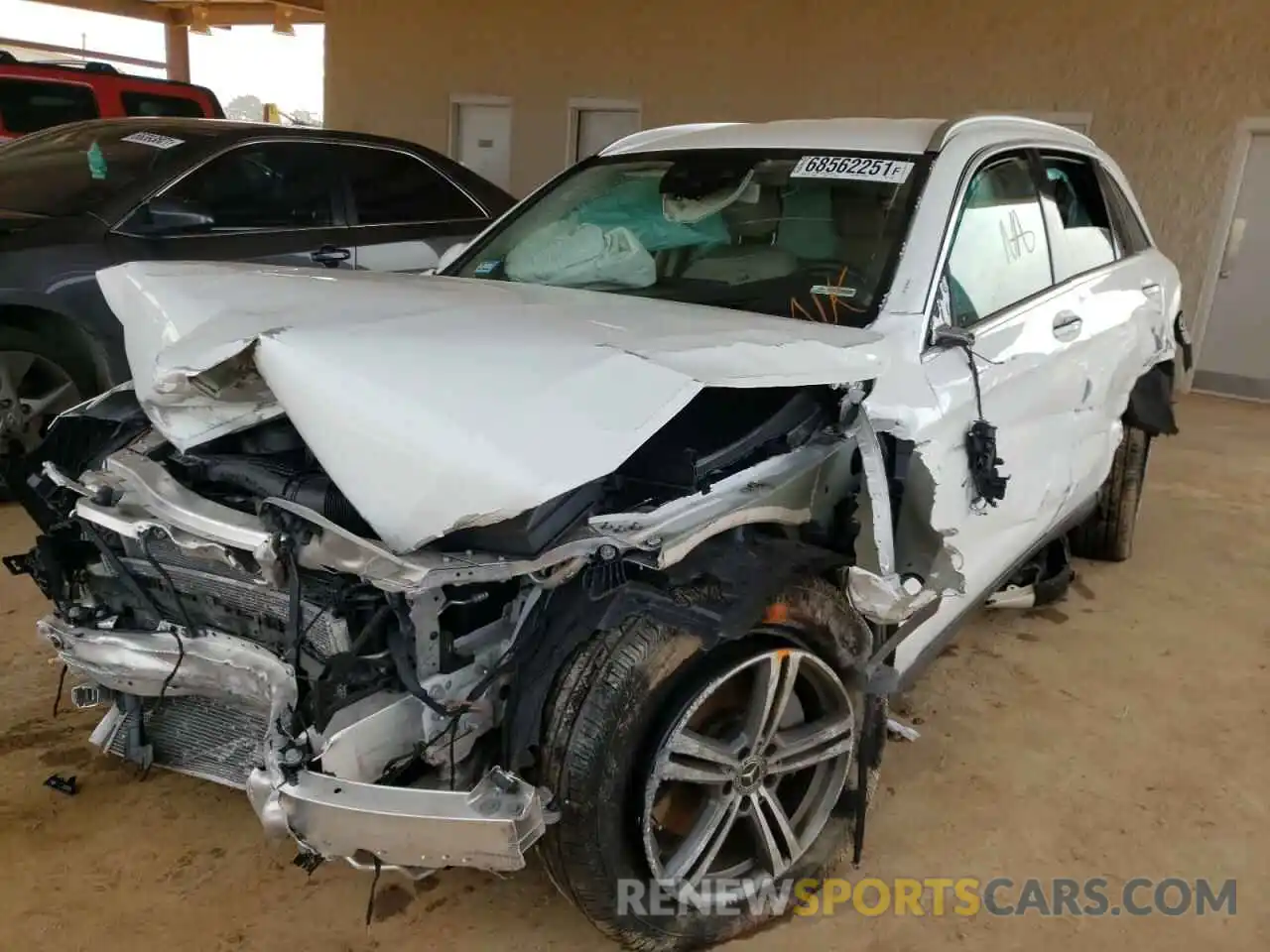 2 Photograph of a damaged car WDC0G8EB5LF712407 MERCEDES-BENZ GLC-CLASS 2020