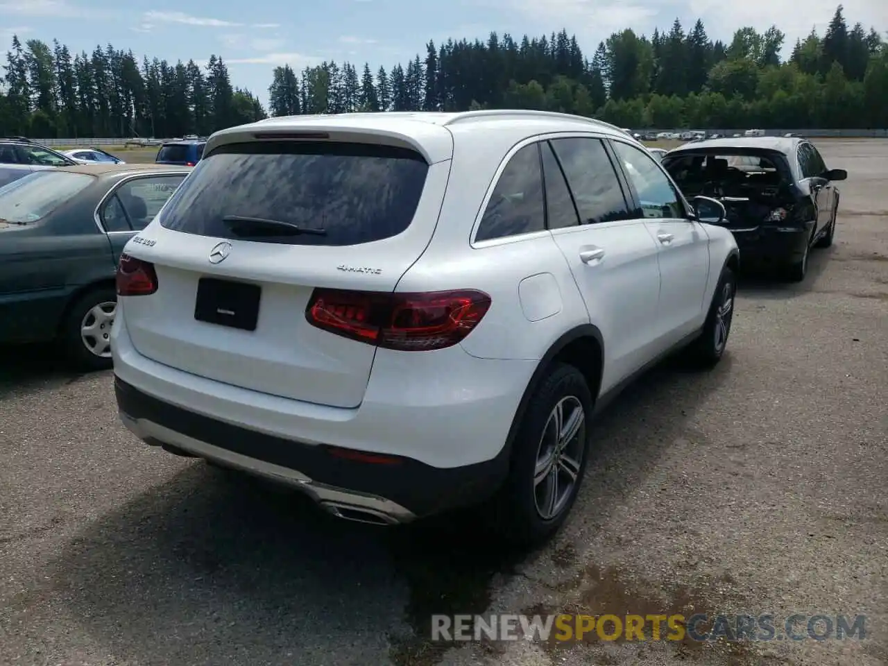 4 Photograph of a damaged car WDC0G8EB5LF751532 MERCEDES-BENZ GLC-CLASS 2020