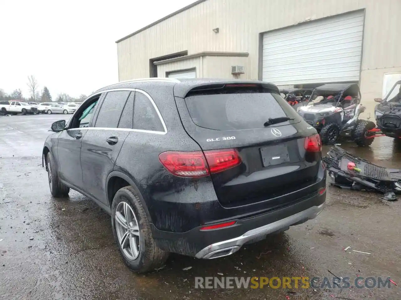 3 Photograph of a damaged car WDC0G8EB6LF684925 MERCEDES-BENZ GLC-CLASS 2020