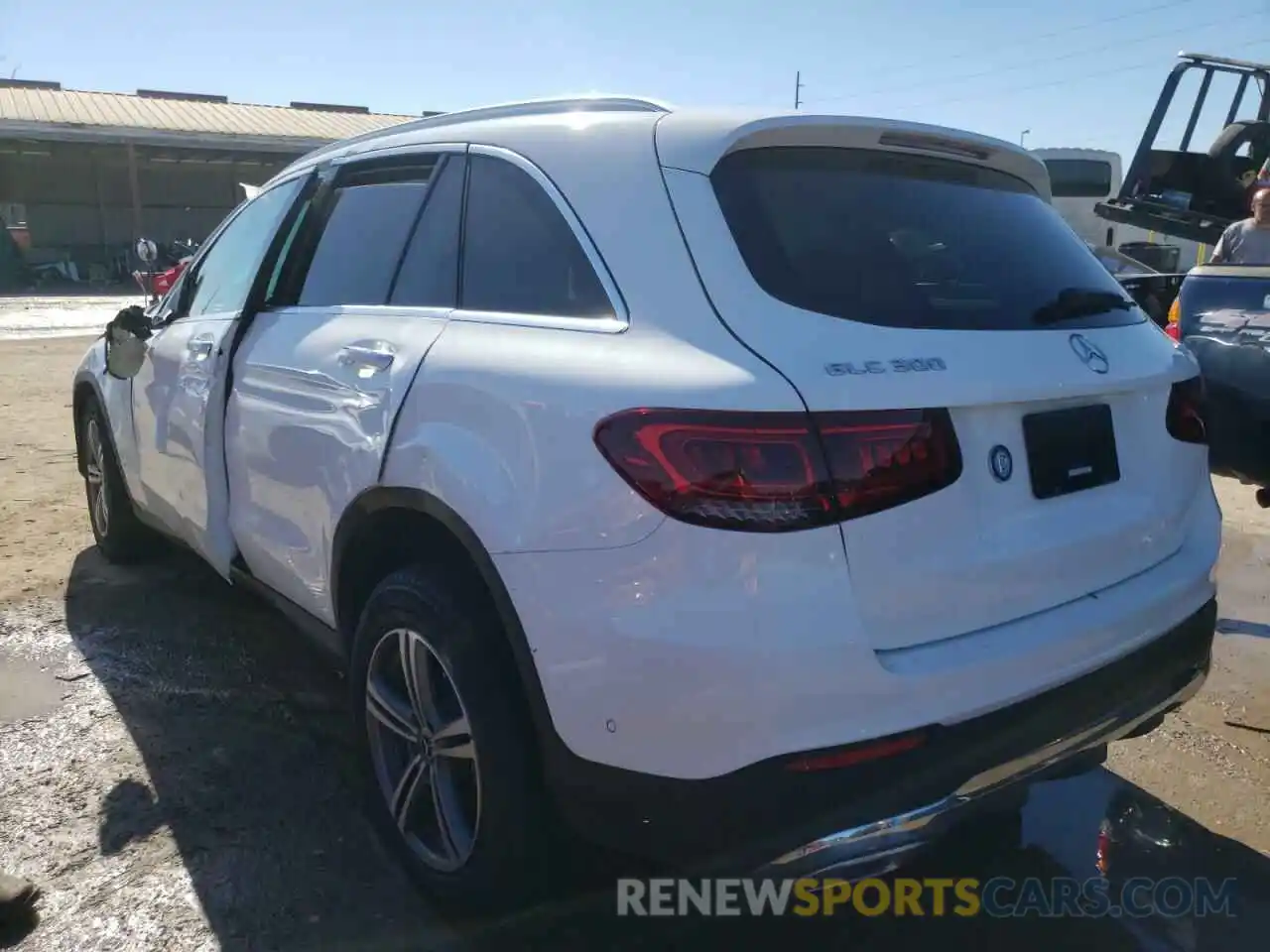 3 Photograph of a damaged car WDC0G8EB6LF692104 MERCEDES-BENZ GLC-CLASS 2020