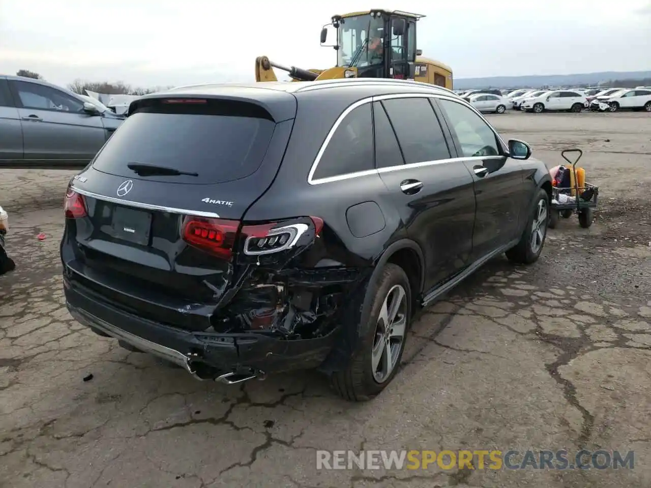 4 Photograph of a damaged car WDC0G8EB7LF696890 MERCEDES-BENZ GLC-CLASS 2020